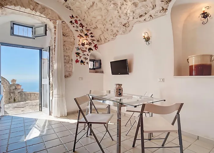 Al Torrione 2 Apartment Monte Sant'Angelo